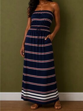 J.Crew Amie Strapless Maxi Dress With Pockets – Navy Engineered Stripe – Size M